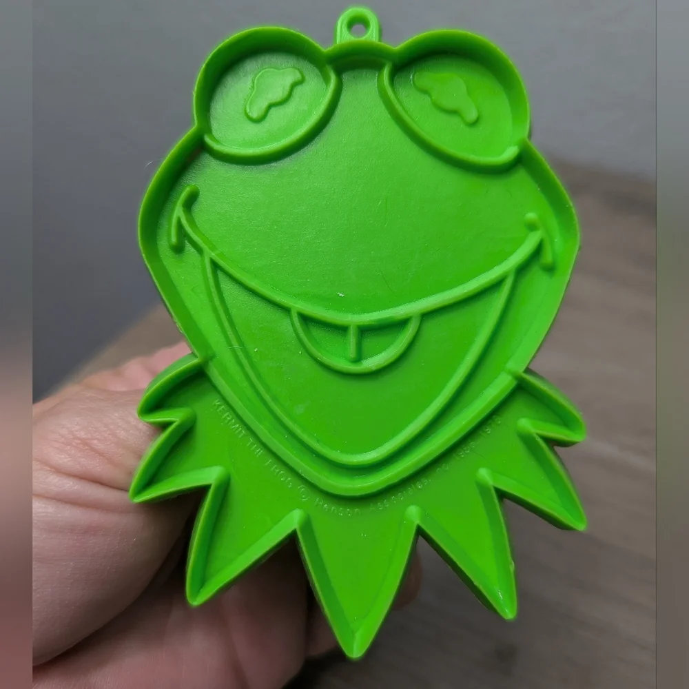Vintage Kermit the Frog Cookie Cutter
